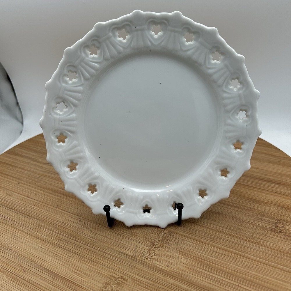 Two's Company White Pierced Lace Stars and ‎ Hearts 8" Plate Wall Decor